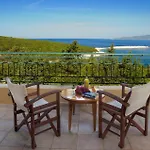 Villa Emelisse By *