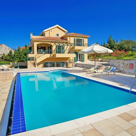 Villa Emelisse By