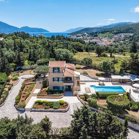 Villa Emelisse By *